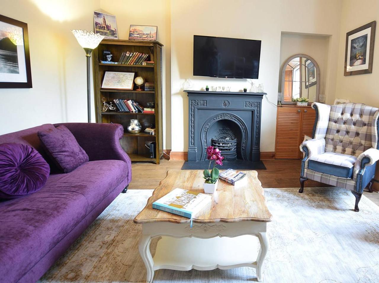 Joivy Classic Apt With Castle Views In Old Town EDI Eksteriør billede